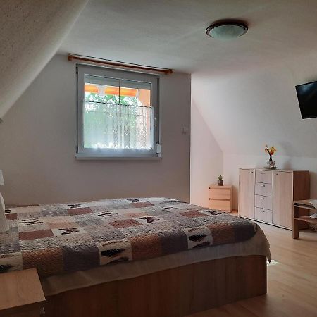 Dora Apartmanhaz Zalakaros Eksteriør bilde