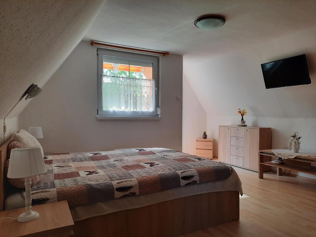 Dora Apartmanhaz Zalakaros Eksteriør bilde
